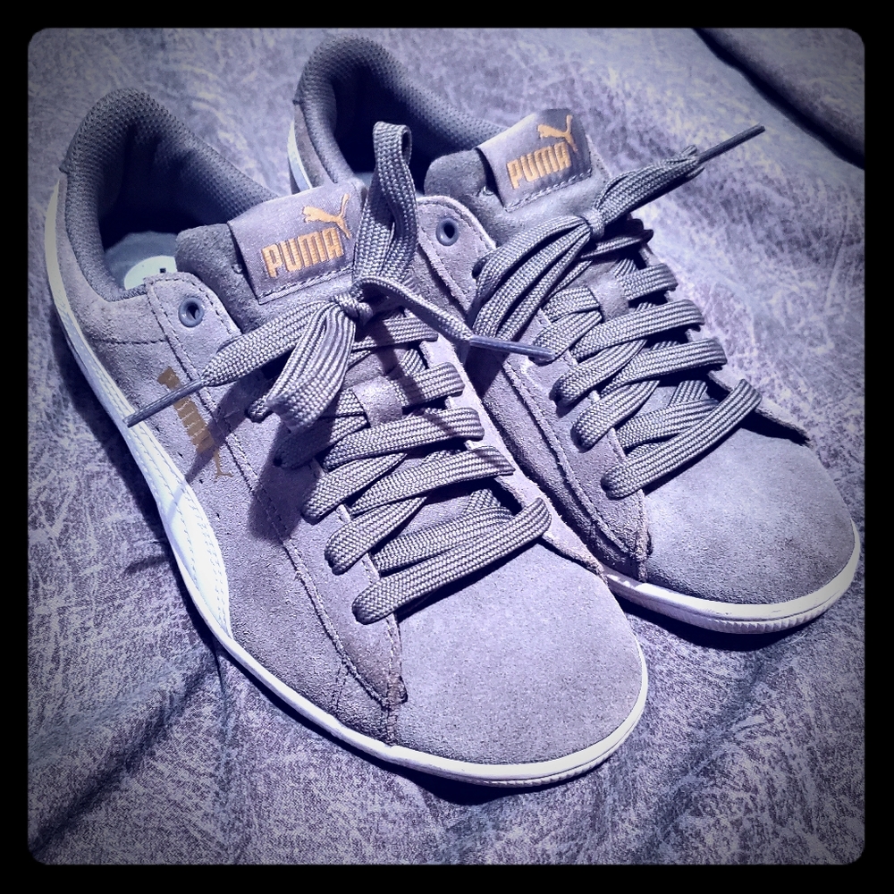 Like New Puma Shoes